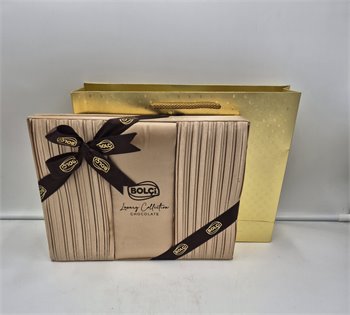 מארז שוקולד קטיפה ענק